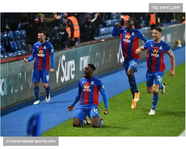 热刺凭借边线球手榴弹战术 主场攻克水晶宫取三分